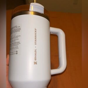 stanley+starbucks